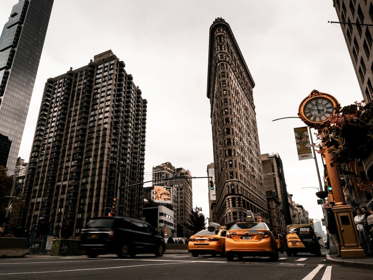 The Complete Neighborhood Guide in NYC 2023: Where to Live