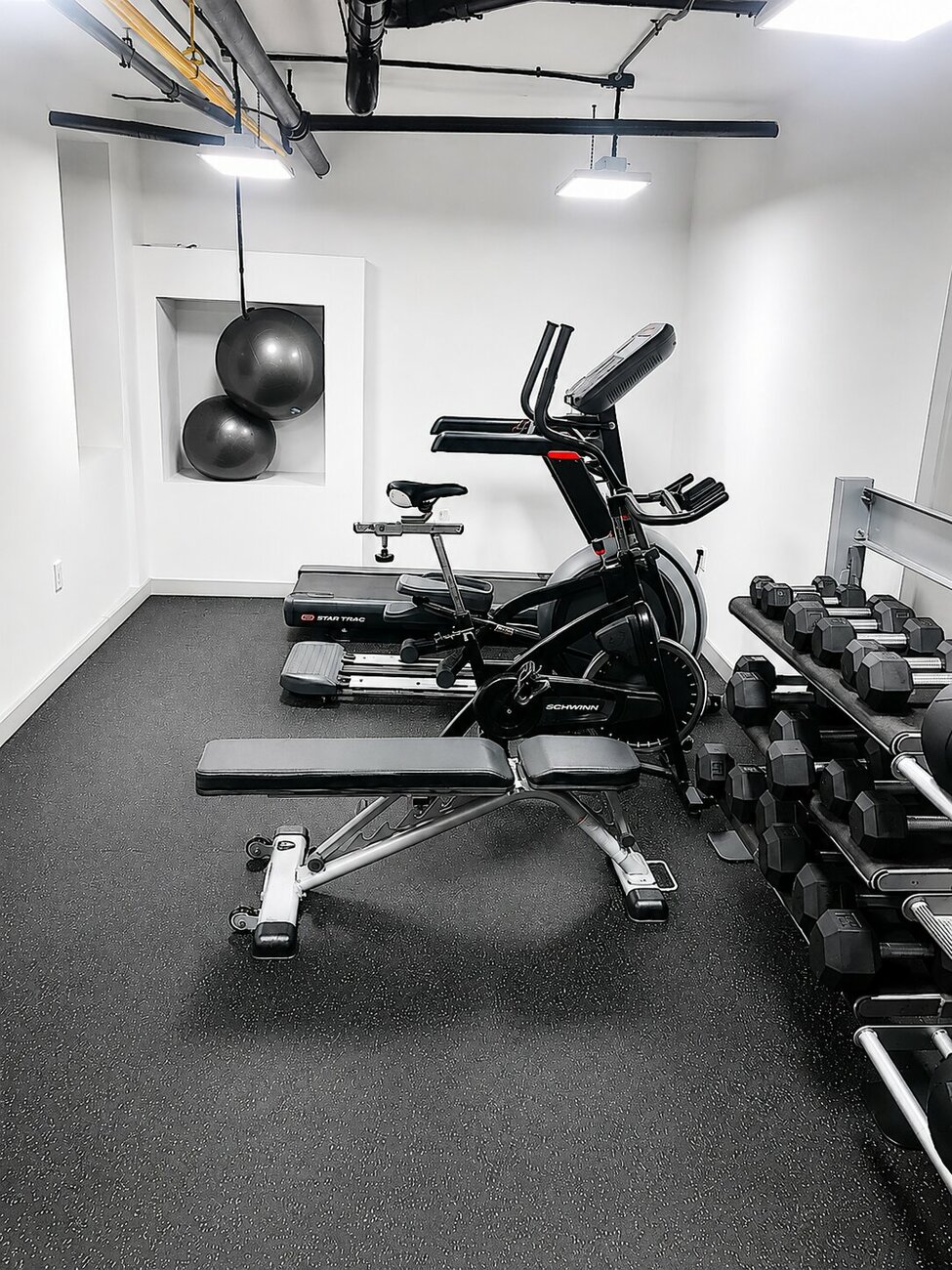 Amenities at The Central Park West (Image 1)