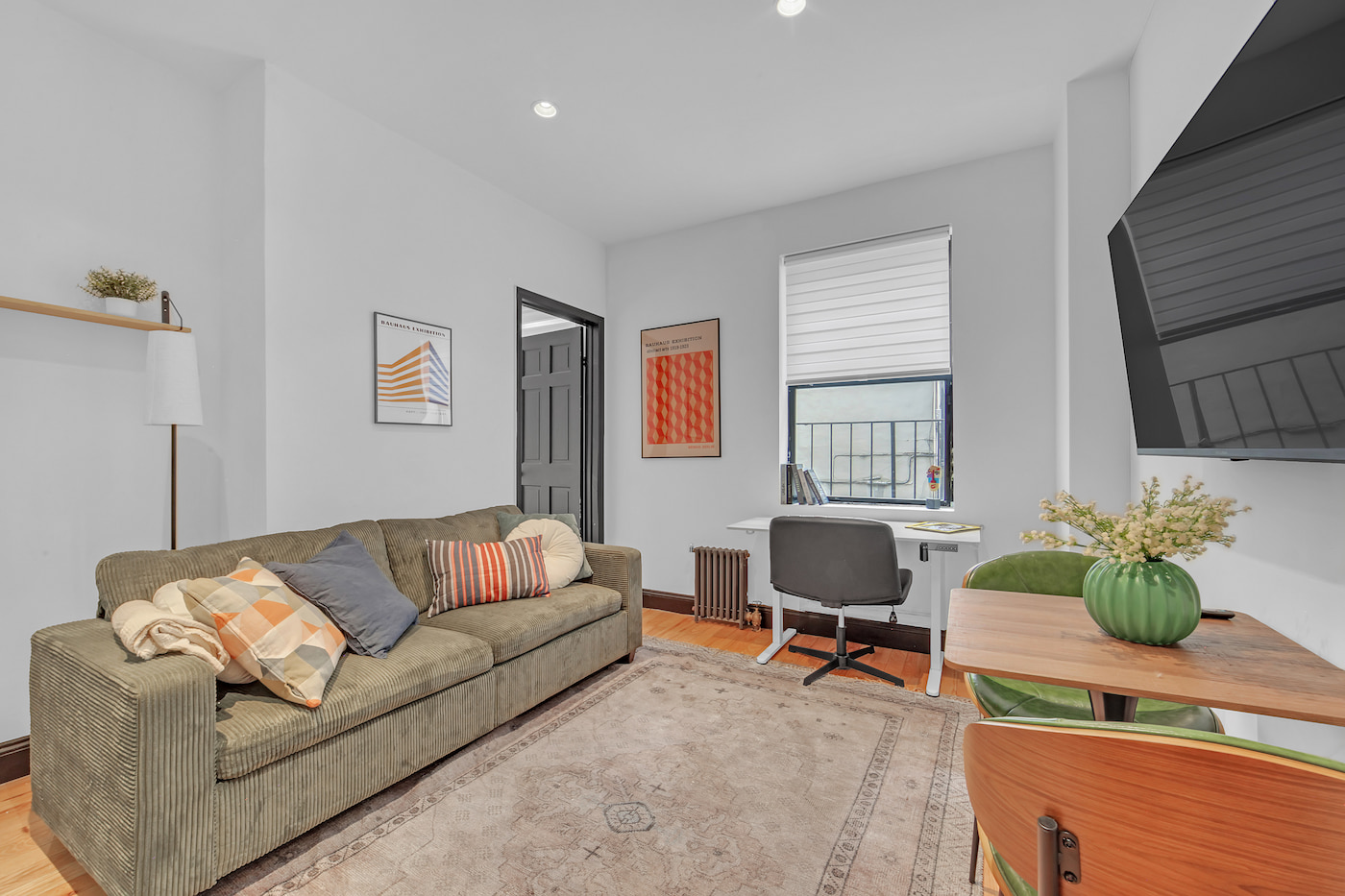 The Apartment at 1 Bedroom / 1 Bathroom Apartment (Image 6)