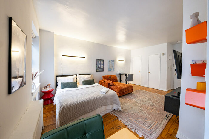 Studio Apartment: The Apartment (Image 3)