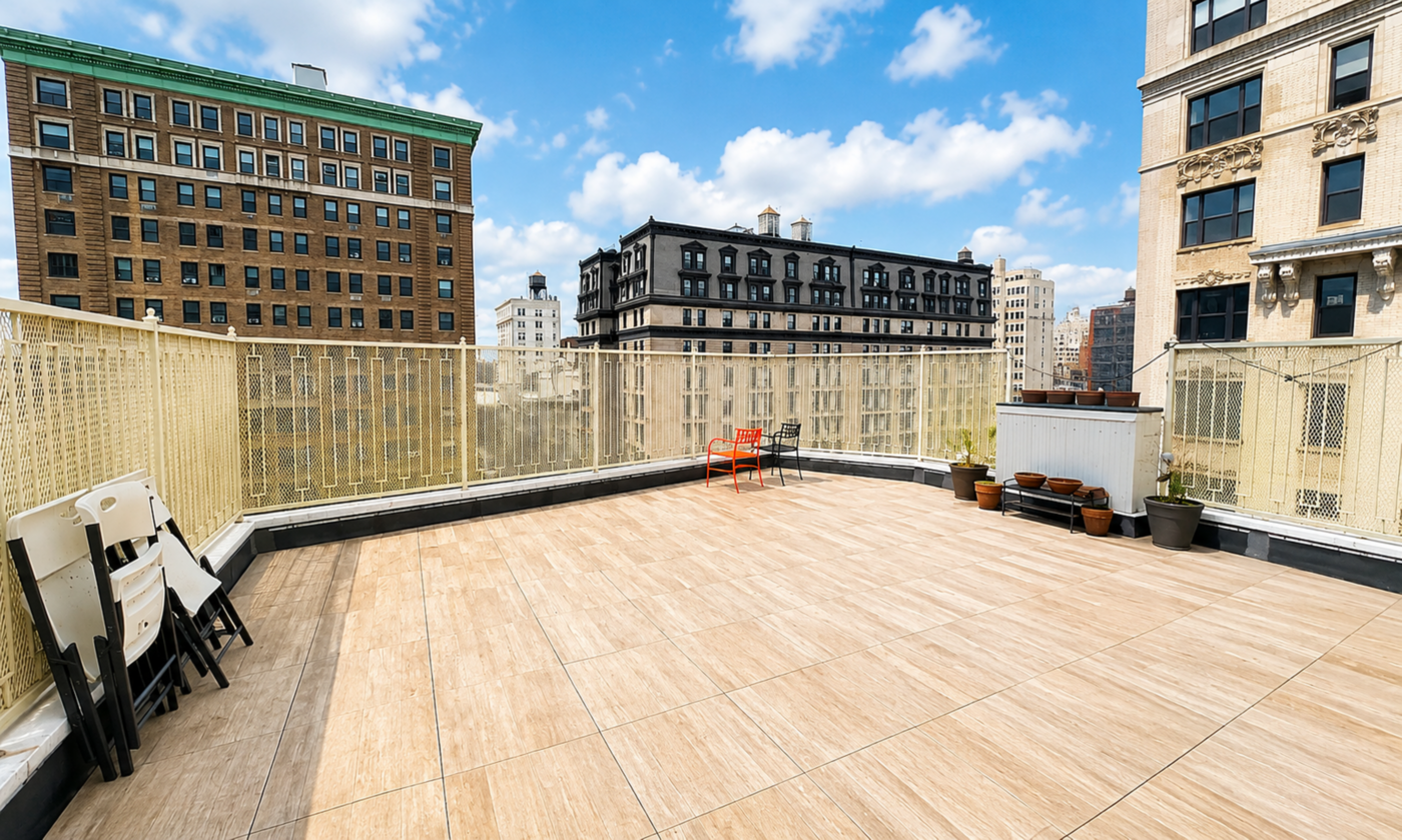 Amenities at The Central Park West (Image 2)
