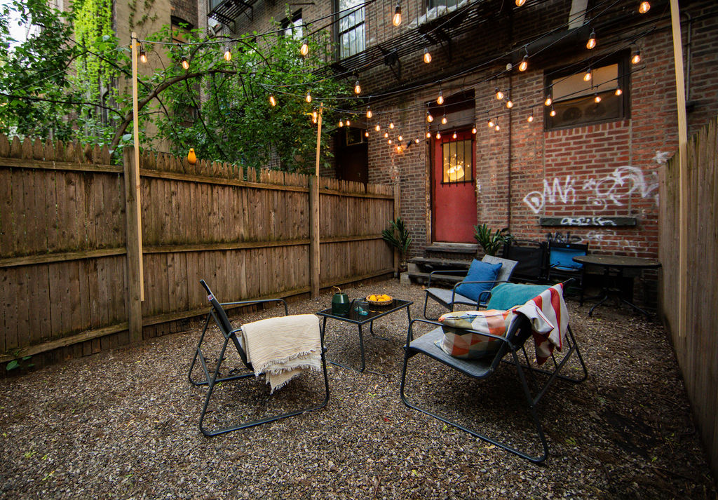 The Backyard at The Hell's Kitchen House II (Image 2)