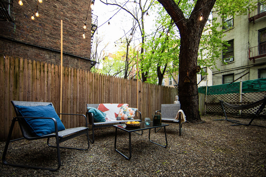 The Backyard at The Hell's Kitchen House II (Image 4)