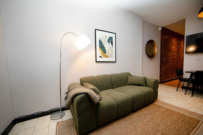 The Hell's Kitchen House II  (Image-2)