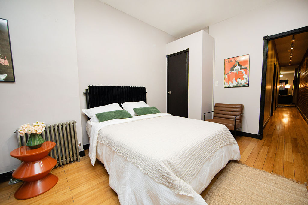 The Hell's Kitchen House II: The Bedrooms