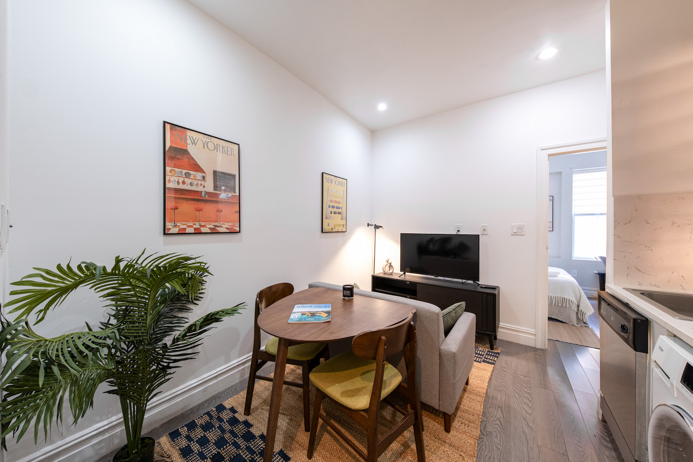 The Apartment at 1 Bedroom / 1 Bathroom Apartment (Image 6)