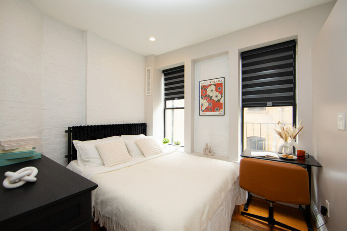 1 Bedroom / 1 Bathroom Apartment: The Apartment (Image 3)