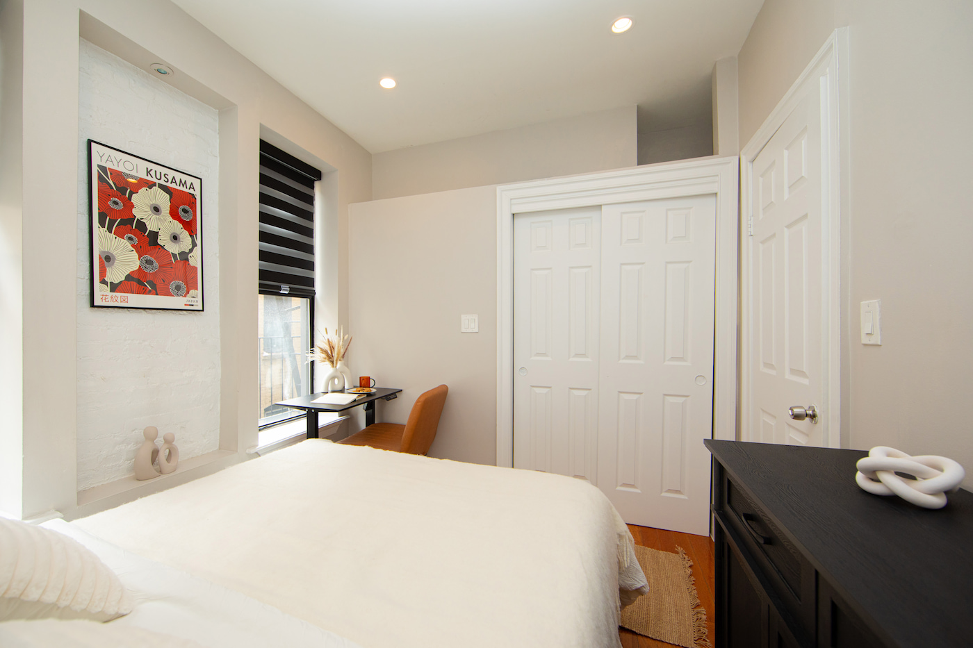 The Apartment at 1 Bedroom / 1 Bathroom Apartment (Image 4)