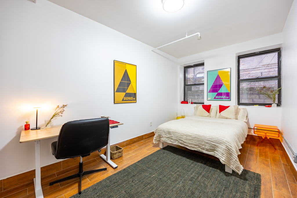 The Room at Standard (Image 4)