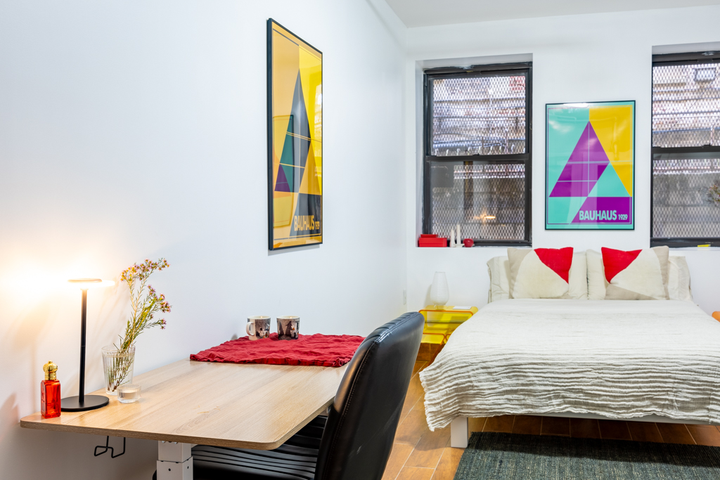 The Room at Standard (Image 5)