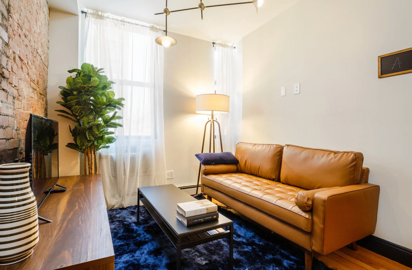 The Room at Standard+ (Image 3)