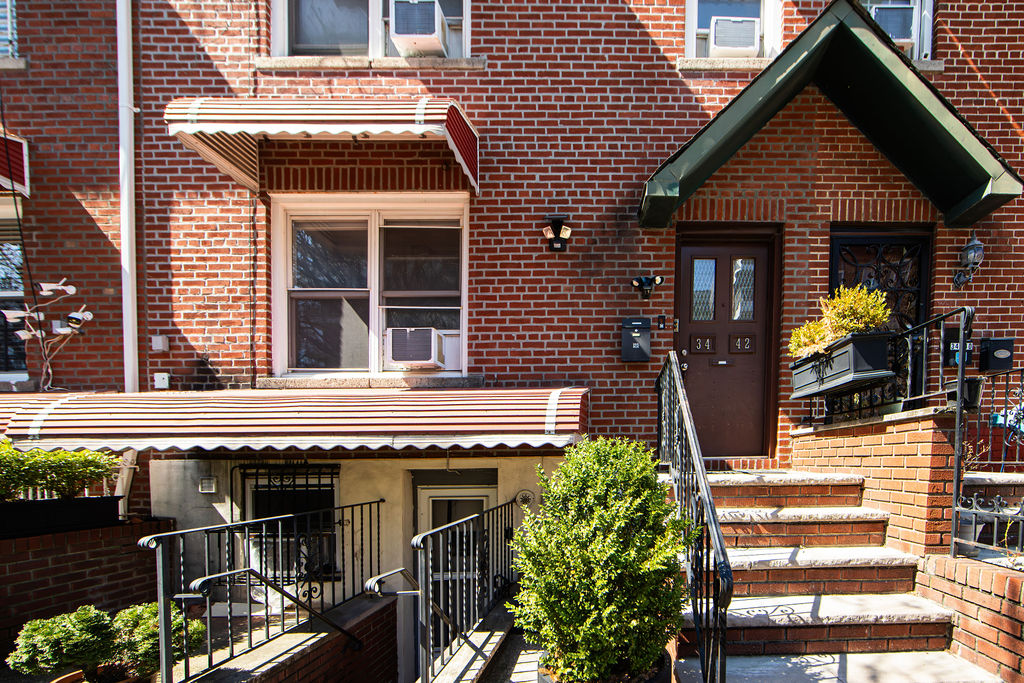 The Room at Large (Image 9)
