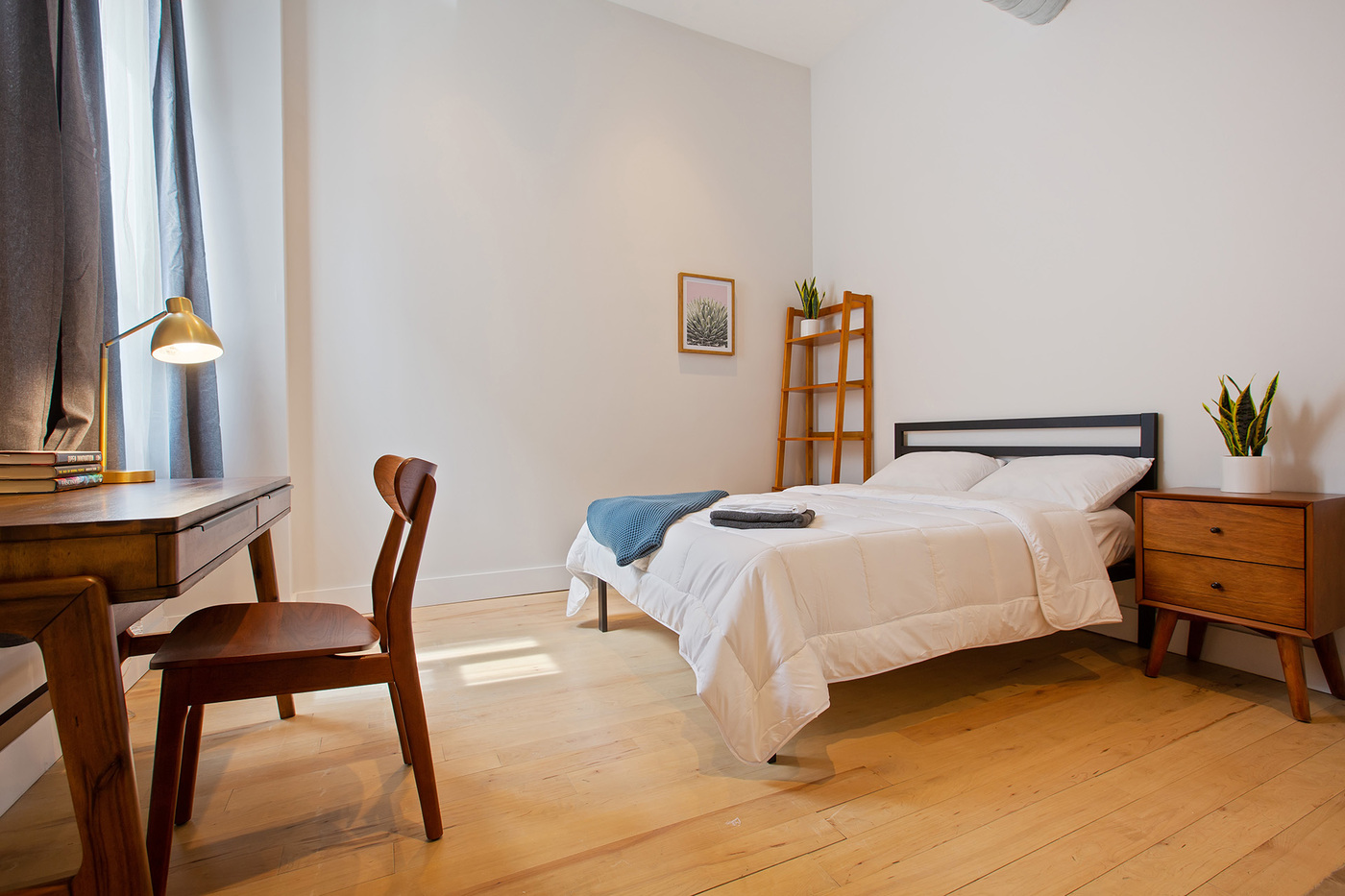 The Montrose Williamsburg House: The Bedrooms