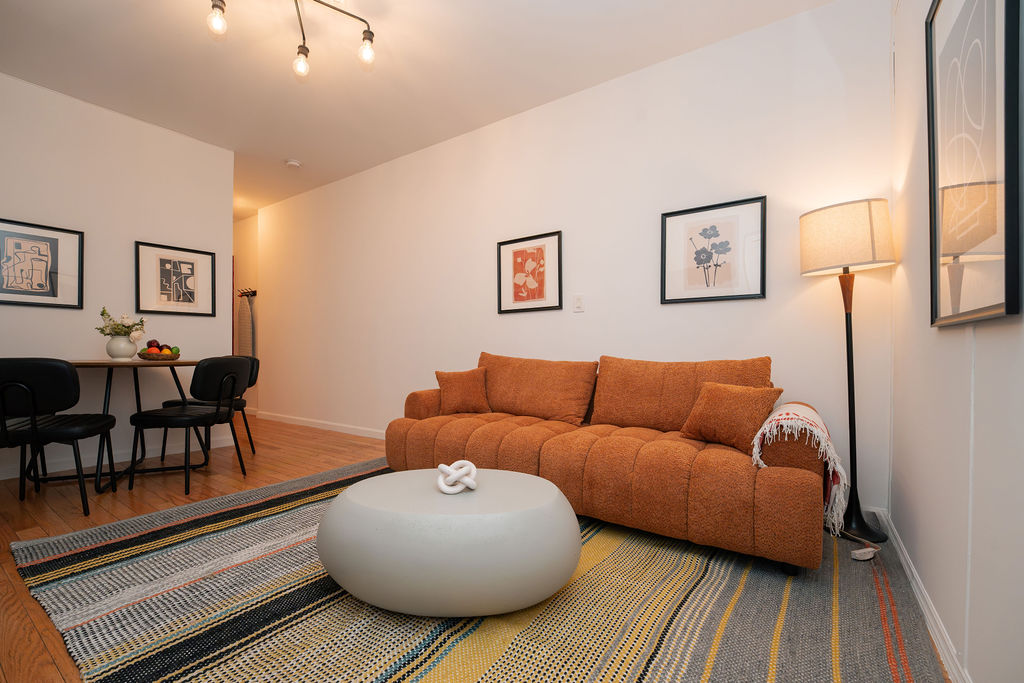 The Living Room at The Canal House (Image 4)