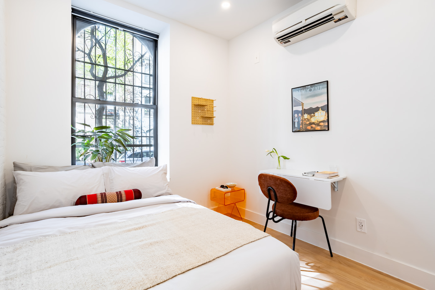 The Bedrooms at The Central Park Manhattan House (Image 8)