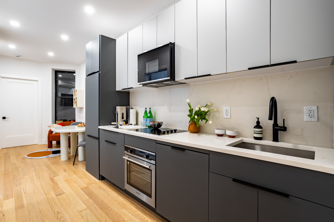 The Kitchen at The Central Park Manhattan House (Image 1)