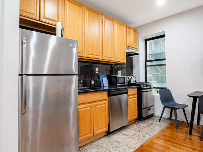 The Central Park West: Kitchen