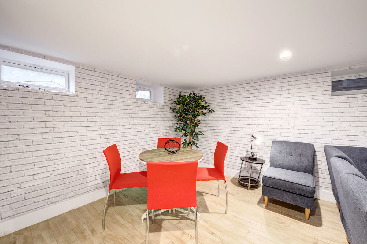 The Room at Standard Large (Image 2)