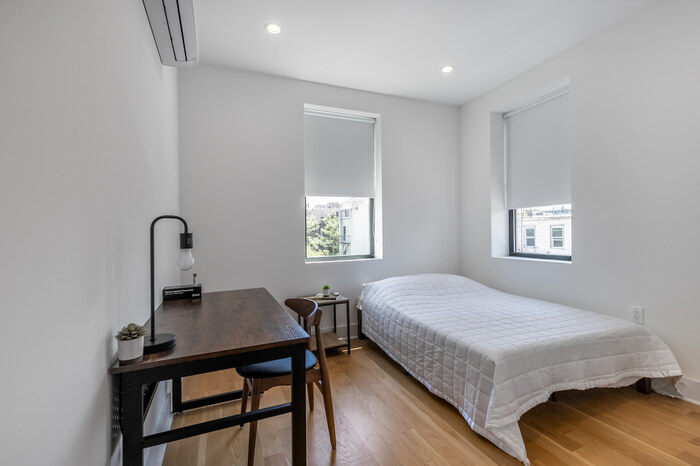 Standard: The Room (Image 2)