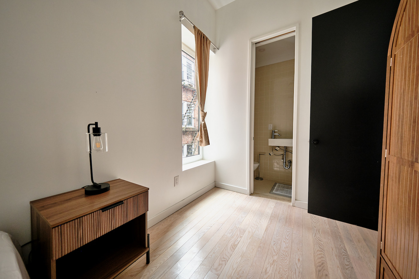 The Room at Executive Small (Image 2)
