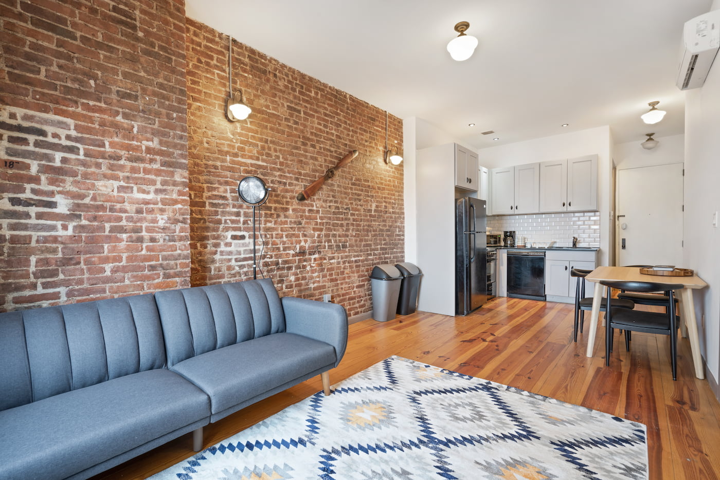 The Room at Standard (Image 3)