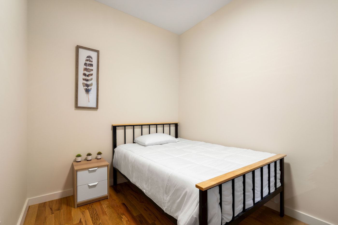 The Bedrooms at The Lewis House  (Image 7)