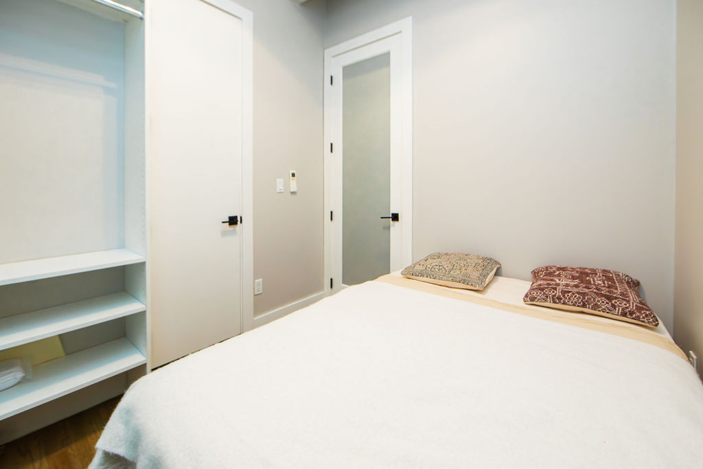 The Room at Executive  (Image 3)