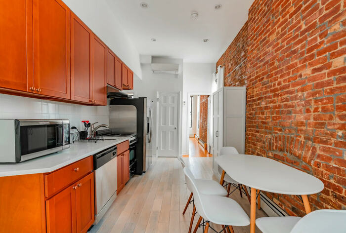 The Midtown House: The Kitchen
