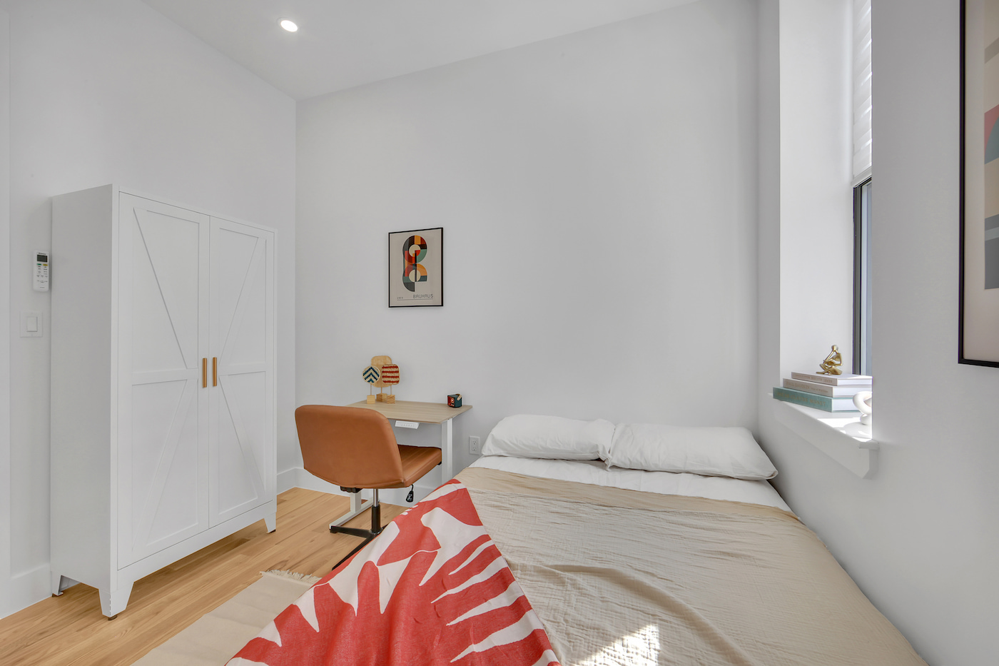Bedrooms at The Menahan House (Image 5)