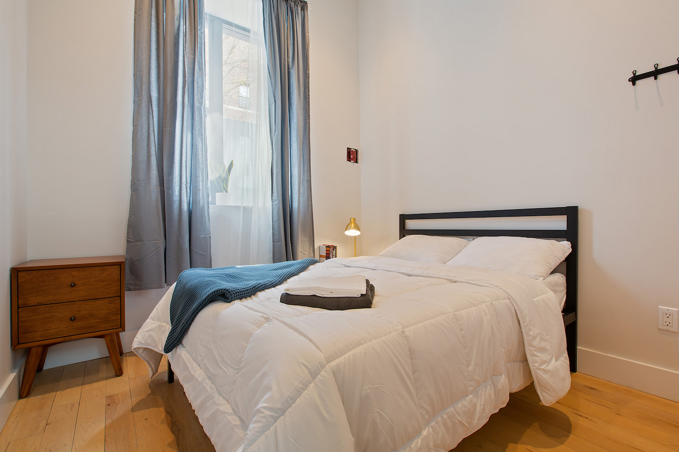 The Room at Standard (Image 3)