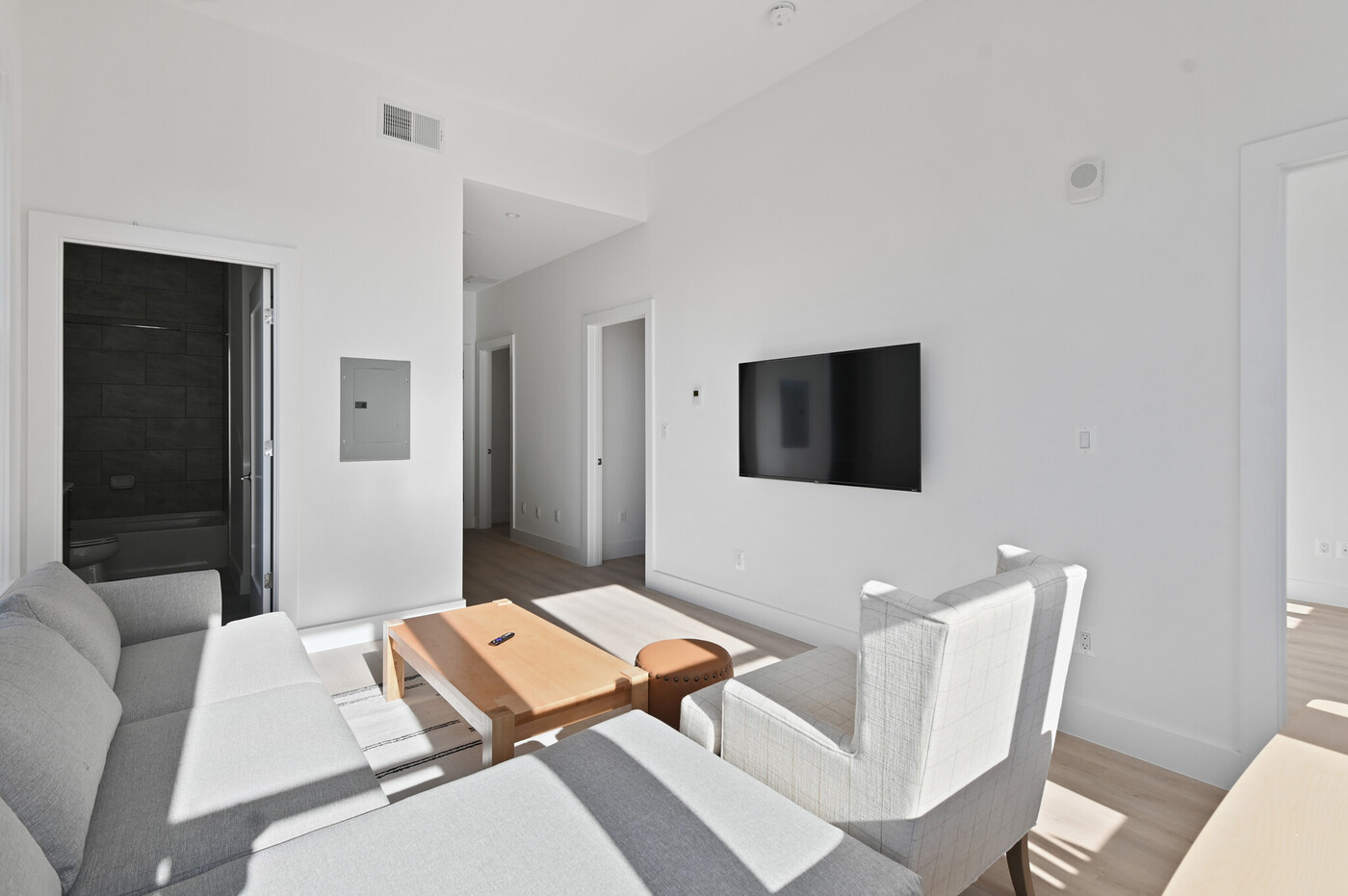 The Living Room at The Parkway House (Image 2)