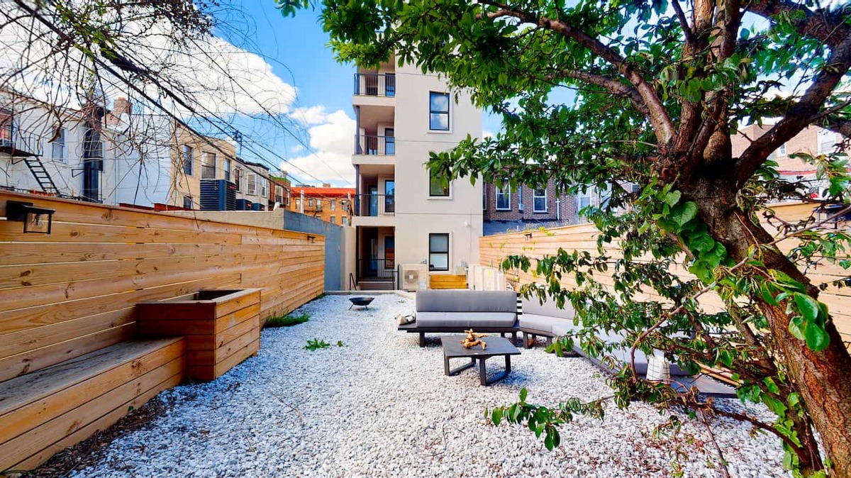 Crown Heights Outdoor