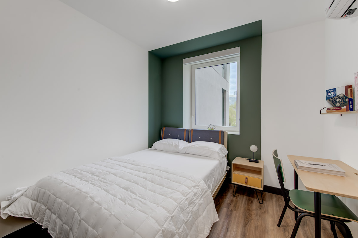The Bedrooms at The Williamsburg House (Image 6)