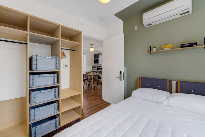 Standard+: The Room (Image 2)