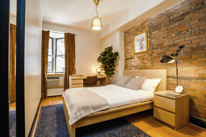 Check out our Houses in New York (Image-1)