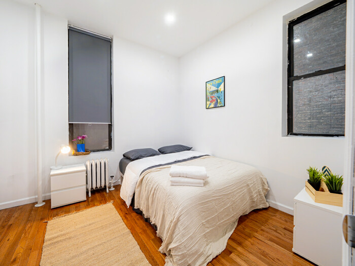 Check out our Houses in New York (Image-2)
