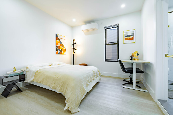 Check out our Houses in New York (Image-1)