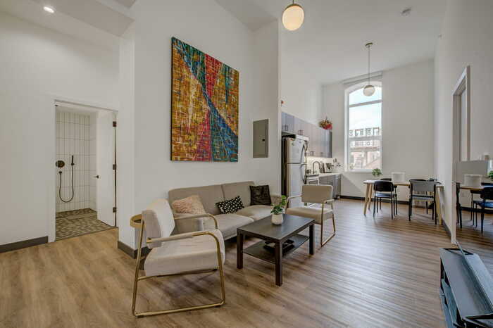 Check out our Houses in New York (Image-13)