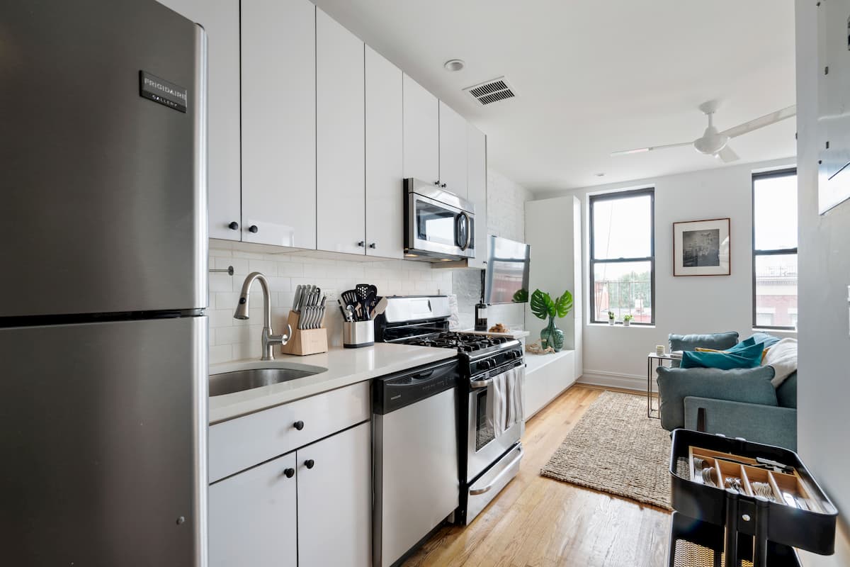 Greenpoint, Brooklyn Living Guide 2021 (Image-3)